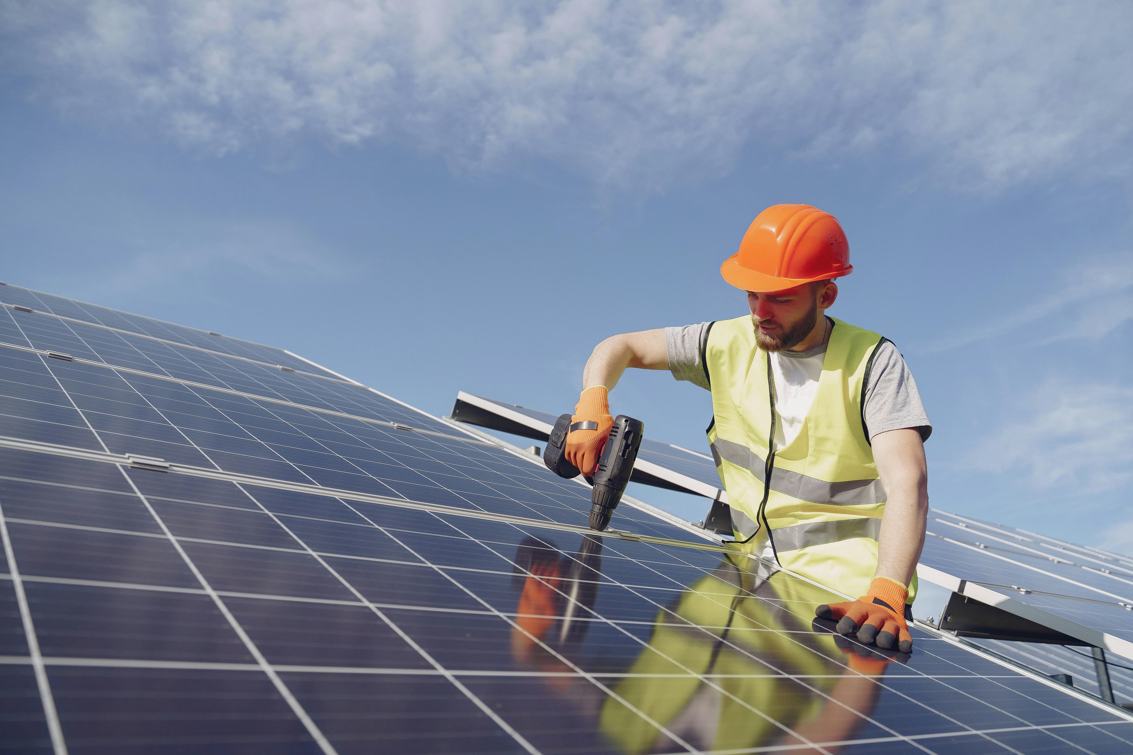 Solar Panel Installation & Maintenance